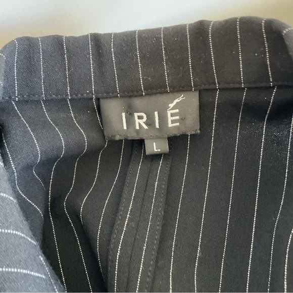 Irie Classic Stripe Woman’s Blazer Suite Jacket-Size L in Like New Conditions. - Picture 7 of 7